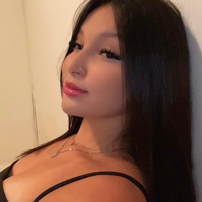 Babysitter in Contagem: Mirella Antonella