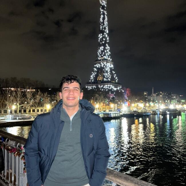 Canguro en La Puebla del Río: Juan