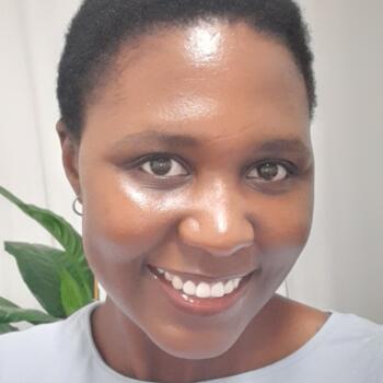 Babysitter in Cape Town: Lindani