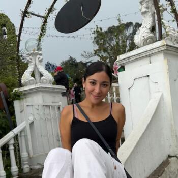 Babysitter in Algarrobo: Dalí