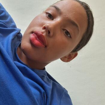 Babysitter in Hawston: Kiera