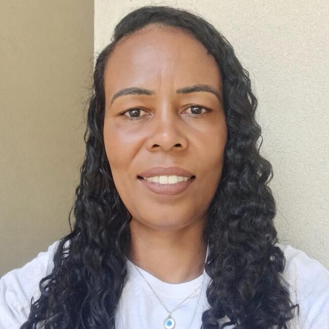 Babysitter in Barueri: Hellen Stefania