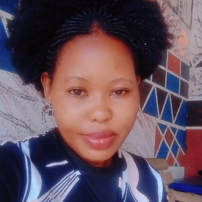 مربية أطفال في Jazīrat Abū Z̧aby: Mwamin