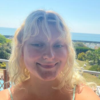 Babysitter in Brighton: Madeleine