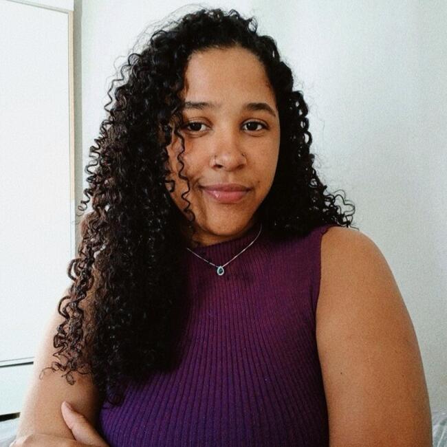 Babá em João Pessoa: Aline Monteiro