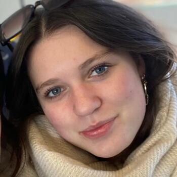 Babysitter in Dessel: Emily