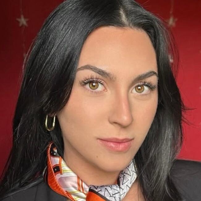 Babysitter in Écully: Céline