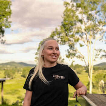 Babysitter in Brightview: Alexis