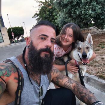 Trabajo de canguro en Almenara: trabajo de canguro Emy