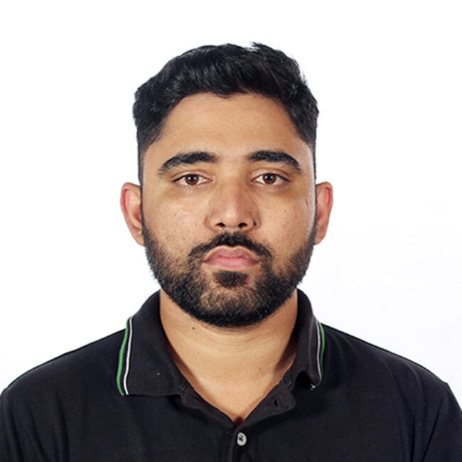 Babysitting job in Peliyagoda: Sujeendran