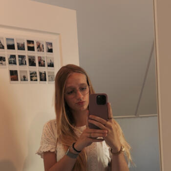 Babysitter Nieuw-Buinen: Laurien