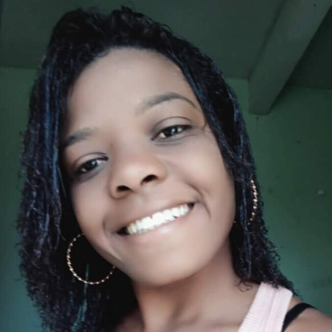 Babysitter in Juiz de Fora: Hellen