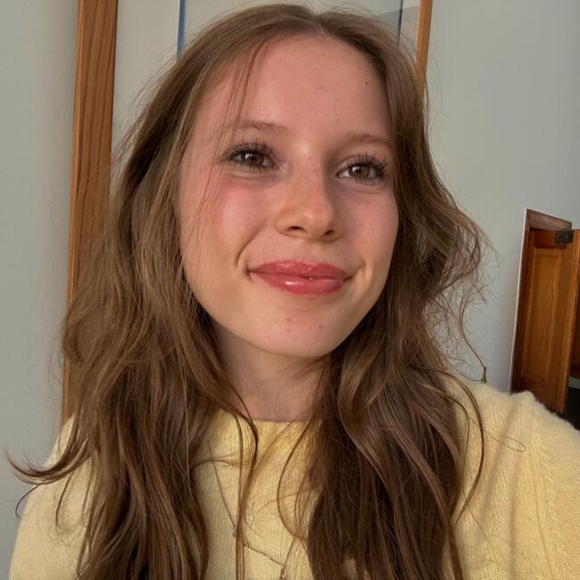 Babysitter in Nijvel: Abigaelle