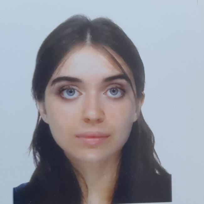 Babysitter a Trento: Aurora