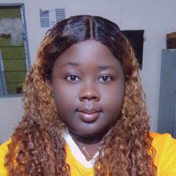 Baby-sitter Abidjan: Amany grâce Oriane