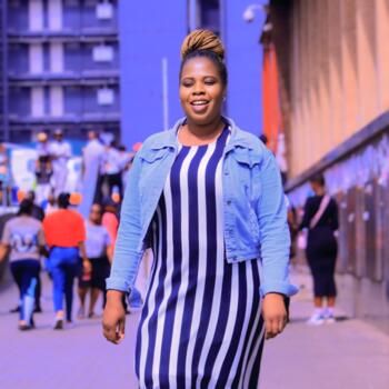 Babysitter Centurion: DOLLY