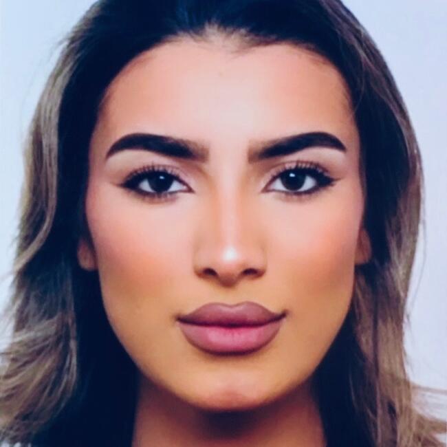 Babysitter in Maurepas: Manal