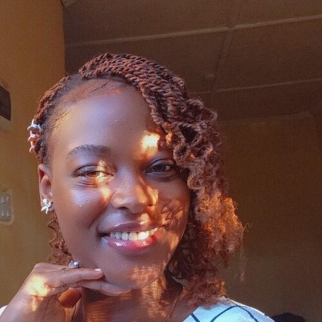 Babysitter in Mombasa: Ellen