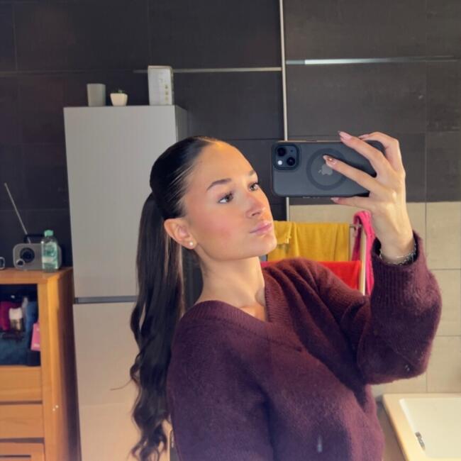 Babysitter in Morlanwelz-Mariemont: Lara