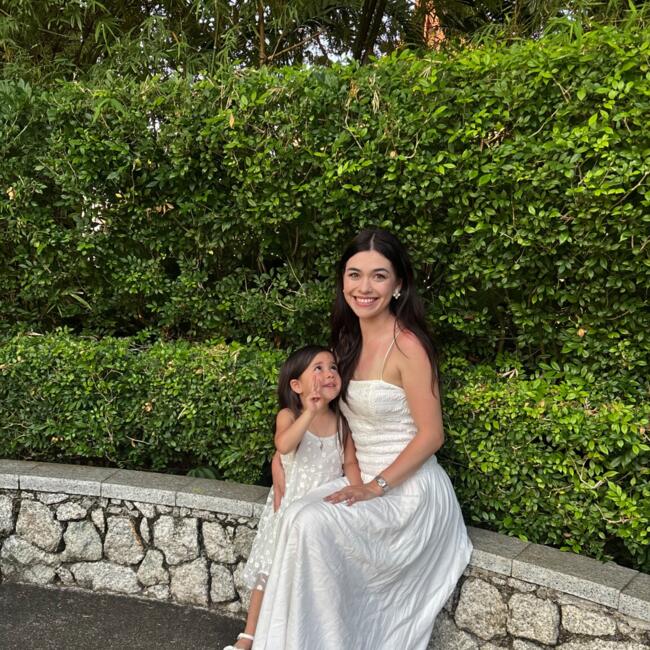 新加坡的临时保姆工作: Caitlin