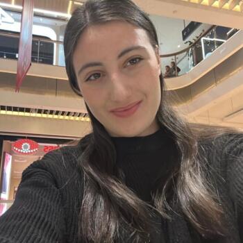 Babysitter in Krakow: Mariam