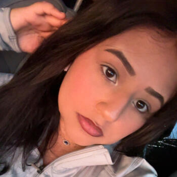 Babysitter in Porterville: Mariana