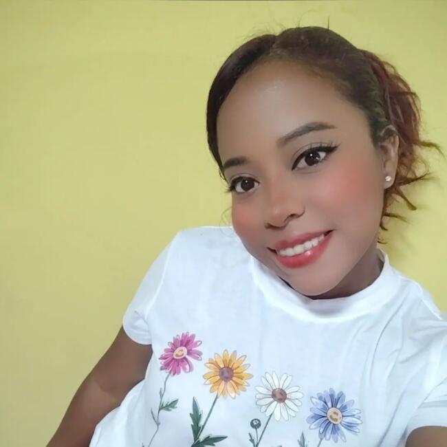 Babysitter in Guayaquil: Kimberling Cedeño