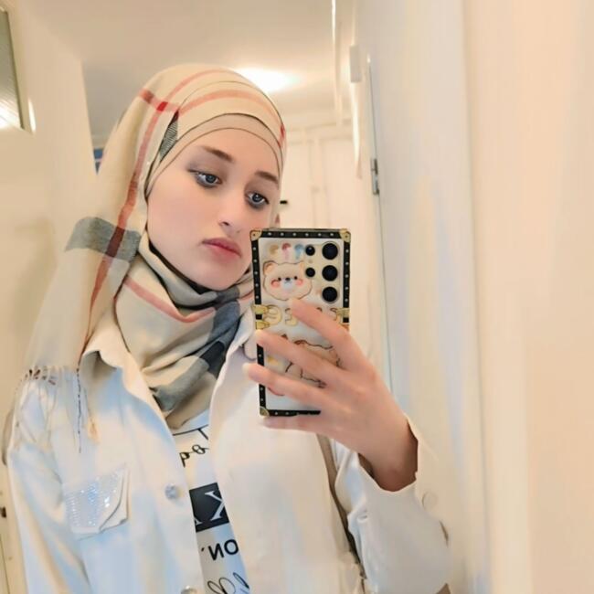 Babysitter in Hengelo: Razan