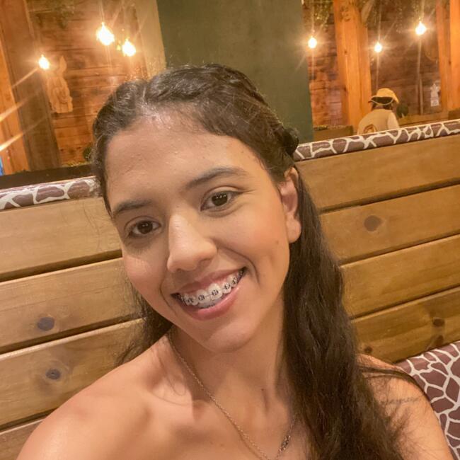 Babá em São José (São José): Victoria