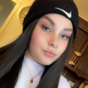 Babysitter in Elna: Camille