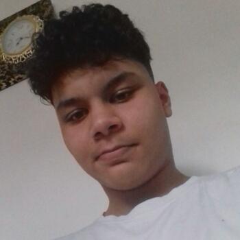 Baby-sitter in L'Île-Saint-Denis: Youssef