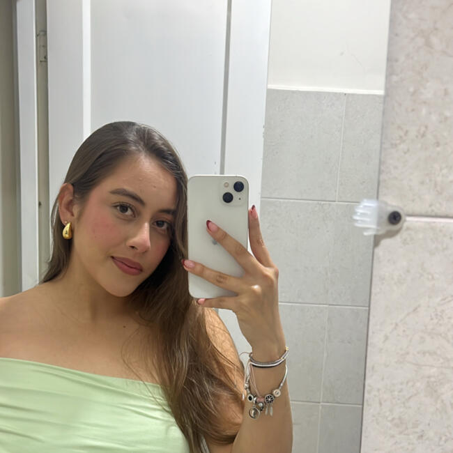 Niñera en Armenia: MANUELA