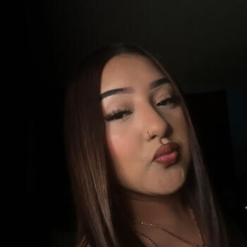 Babysitter in Moreno Valley: Arianna