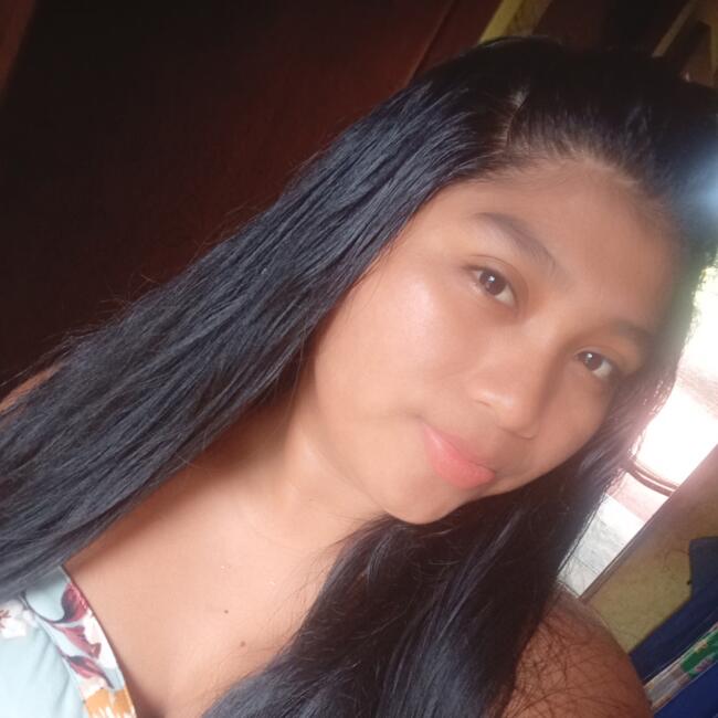 Niñera en Nuevo Emperador: Romelia