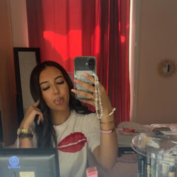 Babysitter in Torcy: Melissa