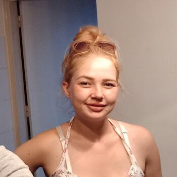 Oppaswerk in Born: Lisanne