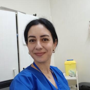 Babysitter Cape Town: Niveen
