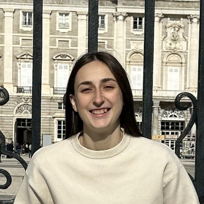 Babysitter in Coslada: Irene