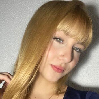 Babysitter Assis: Gabriella