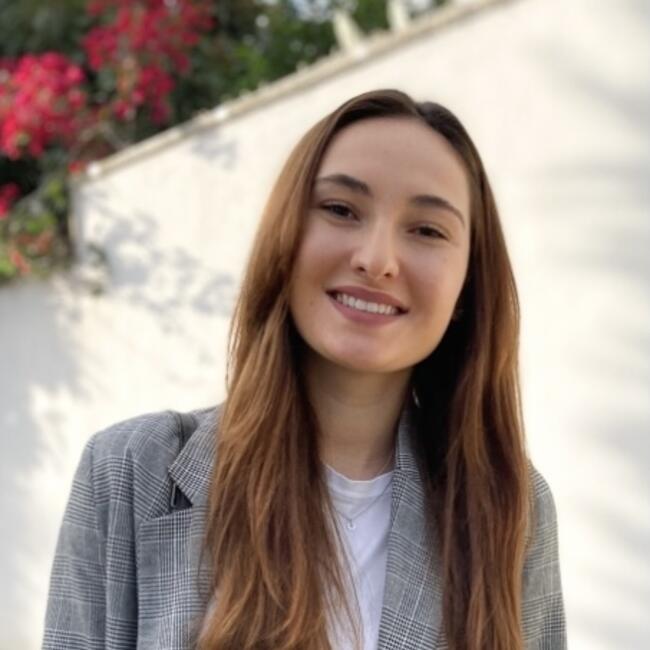 Babysitter in Mafra: Dorina