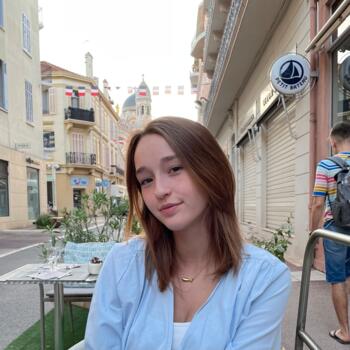 Babysitter Roeselare: Manon