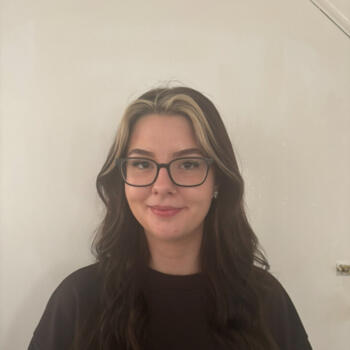Babysitter em Dún Laoghaire: Jasmine