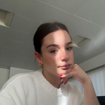 Babysitter em Ramada: Rossana