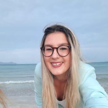 Canguro en Avilés: Lucía