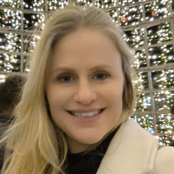 Babysitter in Cascais: Regina