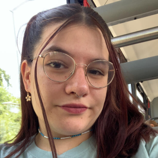 Baby-sitter in Onex: Emilie