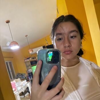 Babysitter in Villa General San Martín: Tiara