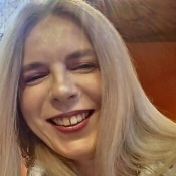 Babysitter in Bendigo: Eb