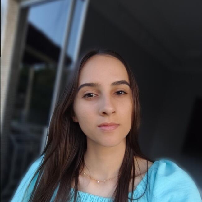 Babysitter in Itajaí: Fernanda