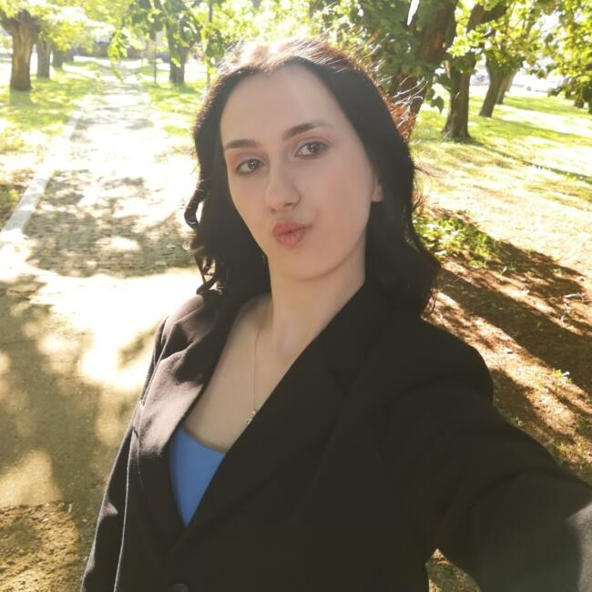 Babysitter in Belgrade: Ivana